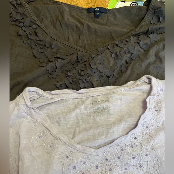 Gap and Merona Floral Appliqué V-Neck two. Top Bundle - Gray and purple - Picture 2 of 7